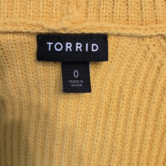 Torrid - Yellow Sweater Hoodie - Size 0 (Lrg/10) EUC - Picture 2 of 4